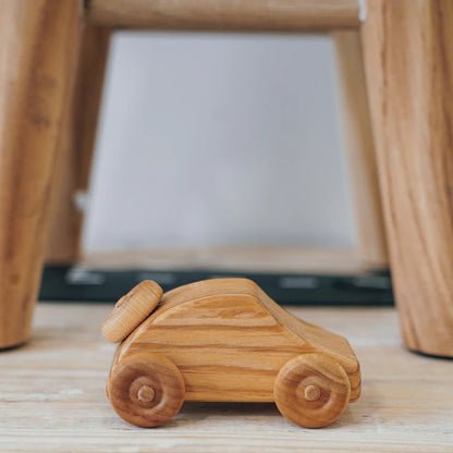 Telleby Debresk Small Wooden Car